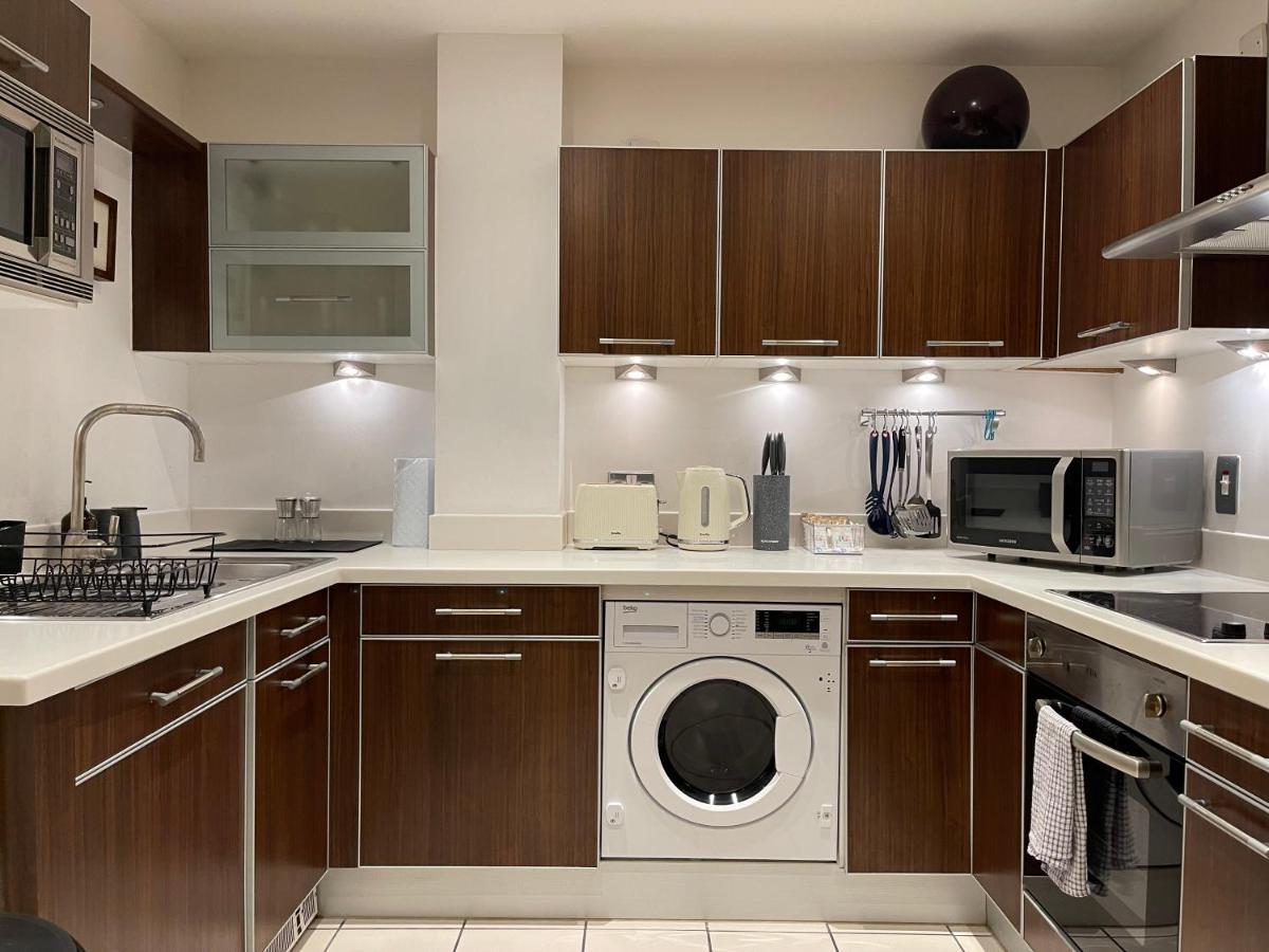 Stunning Westminster Apartment - 9 Albert London Eksteriør billede